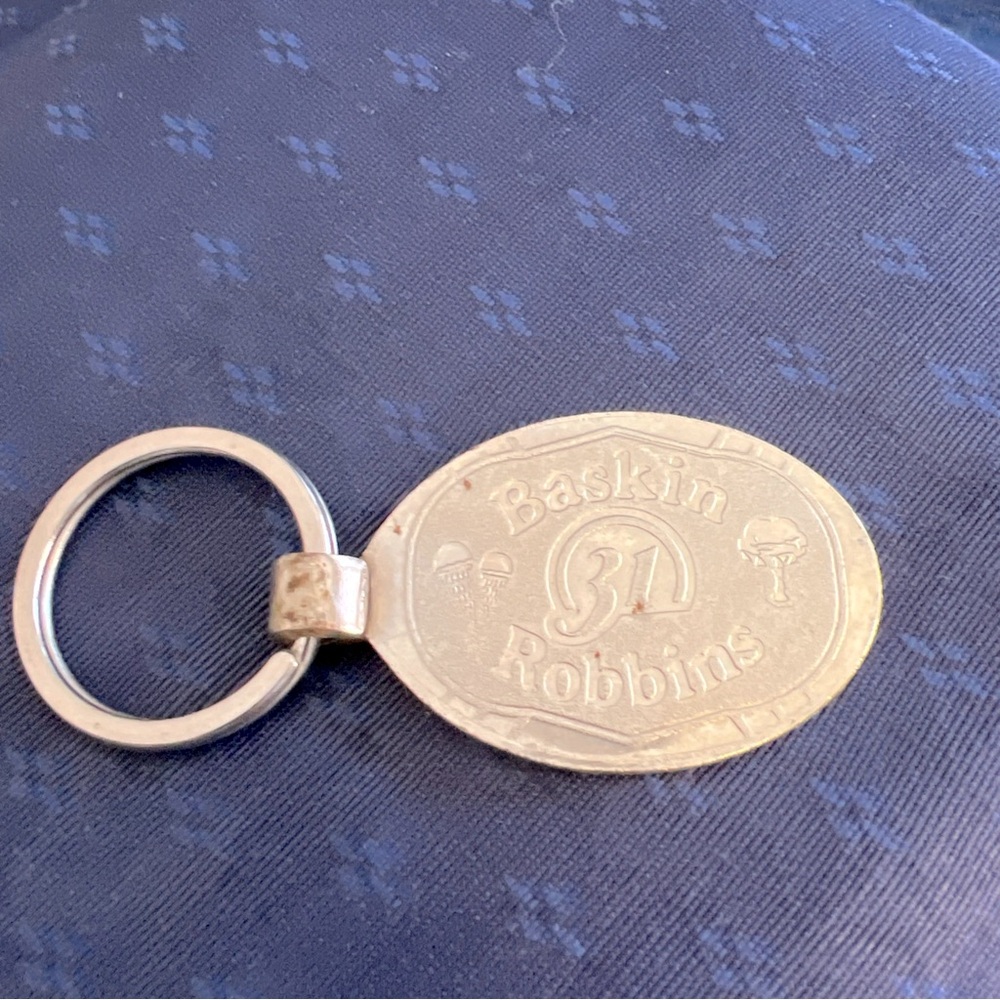 Baskin Robbin’s 31 Keychain Keyring Ice Cream California
